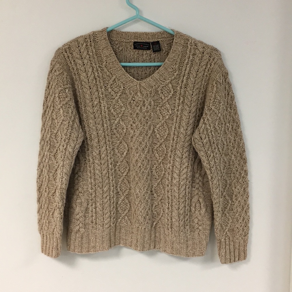 American Eagle pullover sweater
